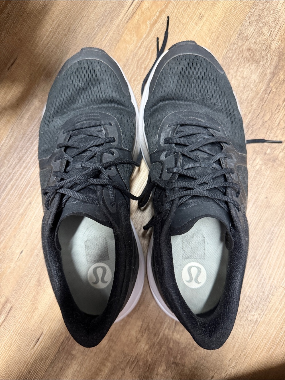 lululemon athletica Black blissfeel run sneakers